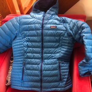 Patagonia down jacket with hood.